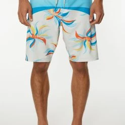 O'Neill MENS HYPERFREAK 20" BOARDSHORTS -O’Neill shop hyperfreak SP0106003 crm 1